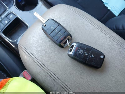 2015 KIA SORENTO 11