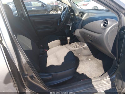 2017 NISSAN VERSA 5