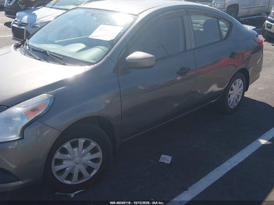 2017 NISSAN VERSA 6