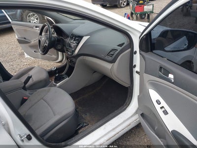 2015 HYUNDAI ACCENT 5