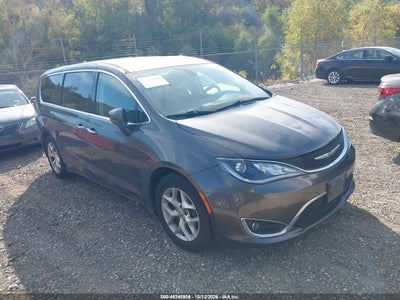 2C4RC1BG7HR788405 CHRYSLER PACIFICA Photo 1