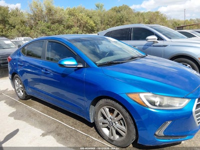 2017 HYUNDAI ELANTRA 13