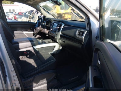 2017 NISSAN TITAN 5