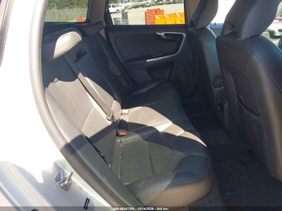 2015 VOLVO XC60 8
