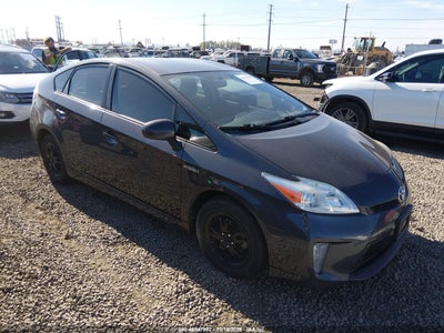 2014 TOYOTA PRIUS