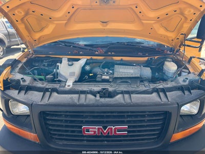 2015 GMC SAVANA CUTAWAY 9