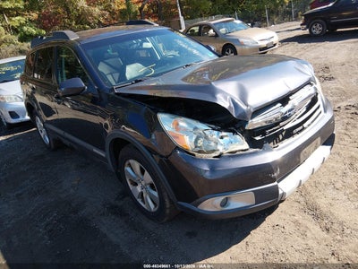 2011 SUBARU OUTBACK 3.6R LIMITED