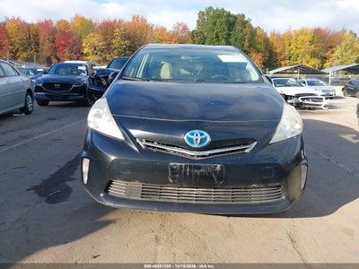 2014 TOYOTA PRIUS V 12
