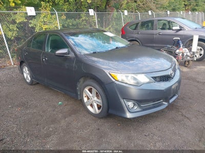 2014 TOYOTA CAMRY