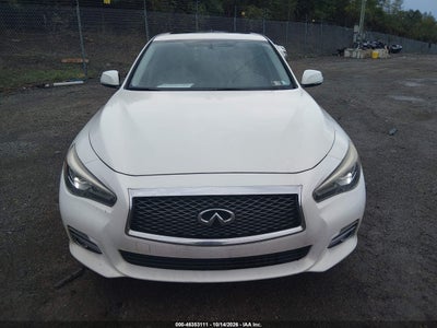 2015 INFINITI Q50 6