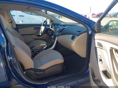 2016 HYUNDAI ELANTRA 5