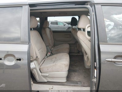 2015 KIA SEDONA 8