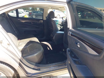2014 LEXUS LS 460 8