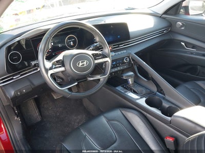 2025 HYUNDAI ELANTRA 18