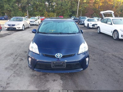 2015 TOYOTA PRIUS 12