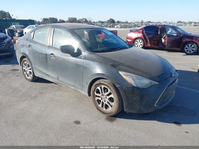 2017 Toyota Yaris IA
