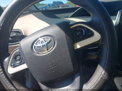2016 TOYOTA PRIUS 6
