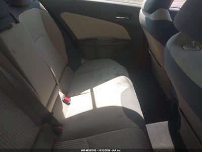 2016 TOYOTA PRIUS 8