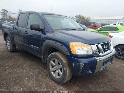 2012 NISSAN TITAN SV