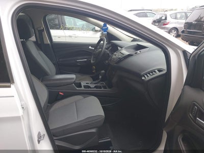 2017 FORD ESCAPE 5