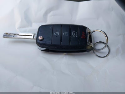 2015 KIA SORENTO 11
