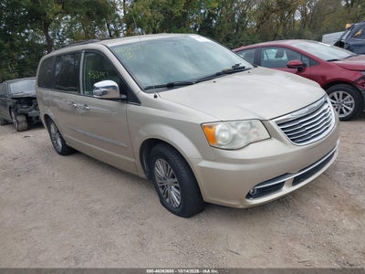 2014 Chrysler Town & Country Touring-L