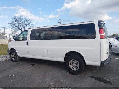 2015 CHEVROLET EXPRESS 3500 13