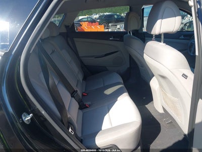 2016 HYUNDAI TUCSON 8