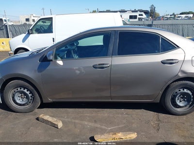 2018 TOYOTA COROLLA 14