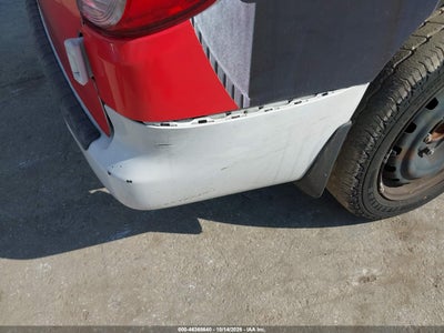 2018 NISSAN NV200 18