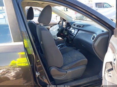2016 NISSAN ROGUE 5
