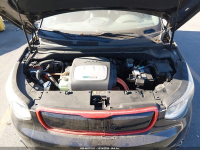 2015 KIA SOUL EV 10