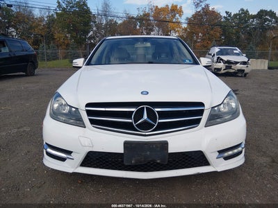 2014 MERCEDES-BENZ C 300 12