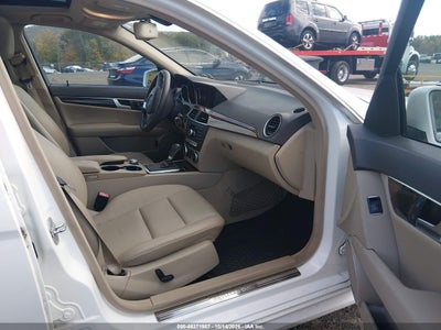 2014 MERCEDES-BENZ C 300 5