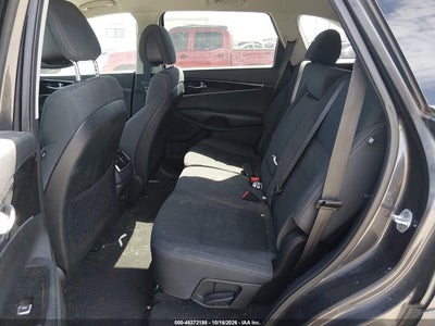 2016 KIA SORENTO 8