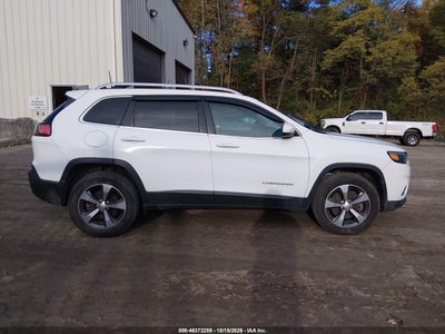 2019 JEEP CHEROKEE 13