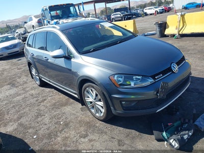 2017 VOLKSWAGEN GOLF ALLTRACK