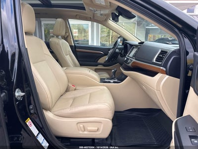 2019 TOYOTA HIGHLANDER HYBRID 5