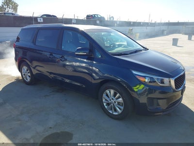 2016 KIA SEDONA LX