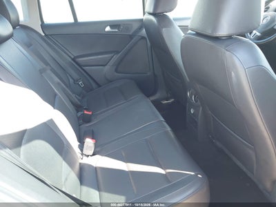 2017 VOLKSWAGEN TIGUAN 8
