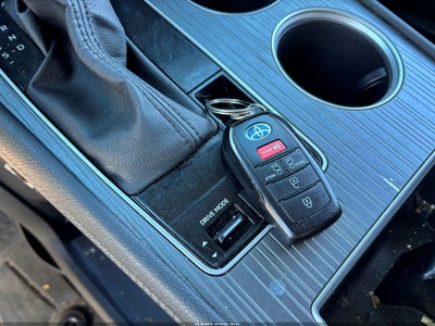 2025 TOYOTA SIENNA 11