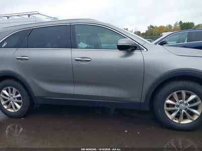 2018 KIA SORENTO 13