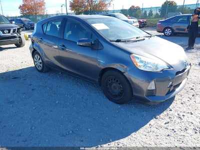 2014 TOYOTA PRIUS C THREE