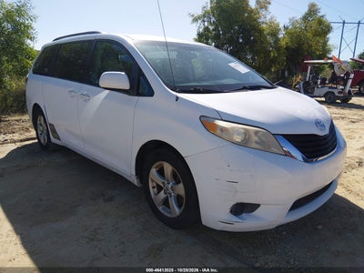 2011 Toyota Sienna LE V6