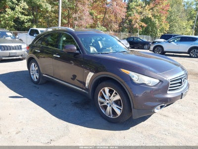 2015 Infiniti QX70