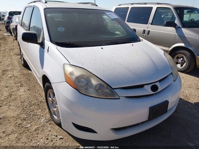 2009 Toyota Sienna LE