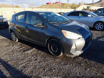 2012 TOYOTA PRIUS C TWO