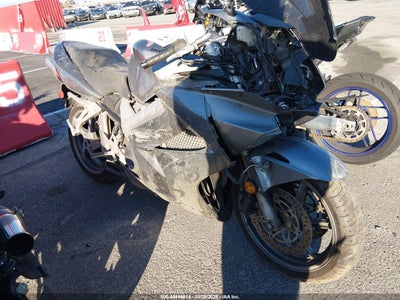 2008 HONDA VFR800