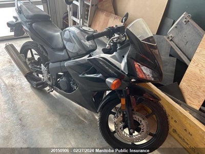 MLHJC392X85103794 HONDA CBR125R Photo 1