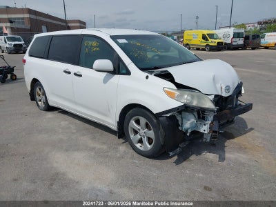 TOYOTA SIENNA 2011. Lot# 20241723. VIN 5TDZK3DC1BS081680. Photo 1